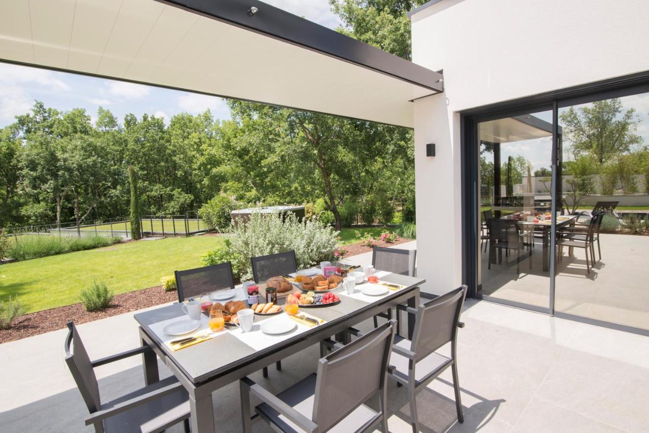 Le Clos Des Bleynoux Saint-Etienne-de-Fontbellon Bagian luar foto